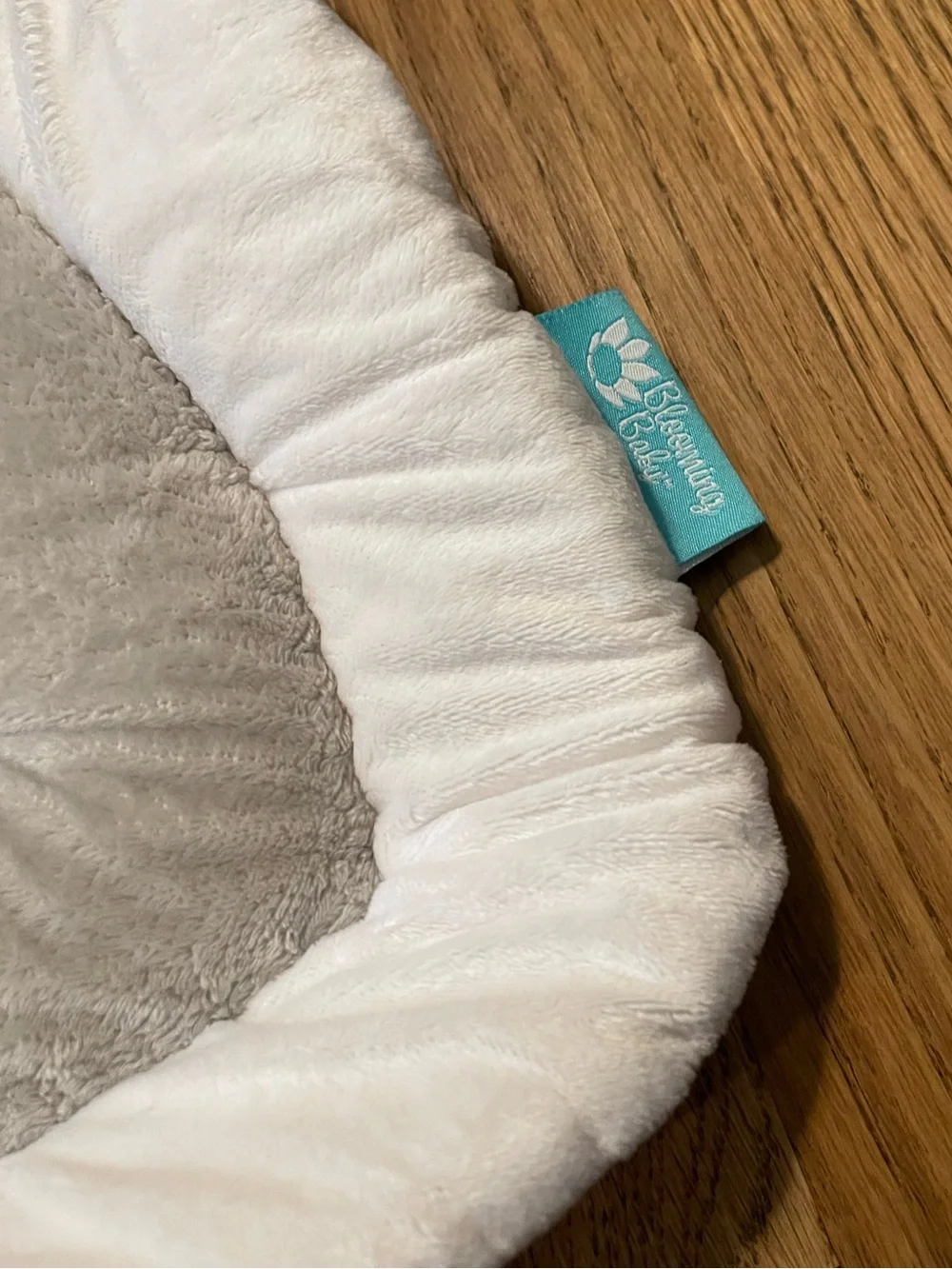 Blooming Baby - Gray / White Bloom Bath